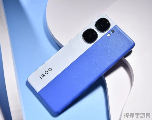 iQOO Neo9s Pro游戏神器，内置信号增强芯片，助力玩家驰骋战场