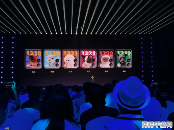 小米MIX Flip外屏微博模式焕新升级，信息流模式助力手游玩家无缝社交